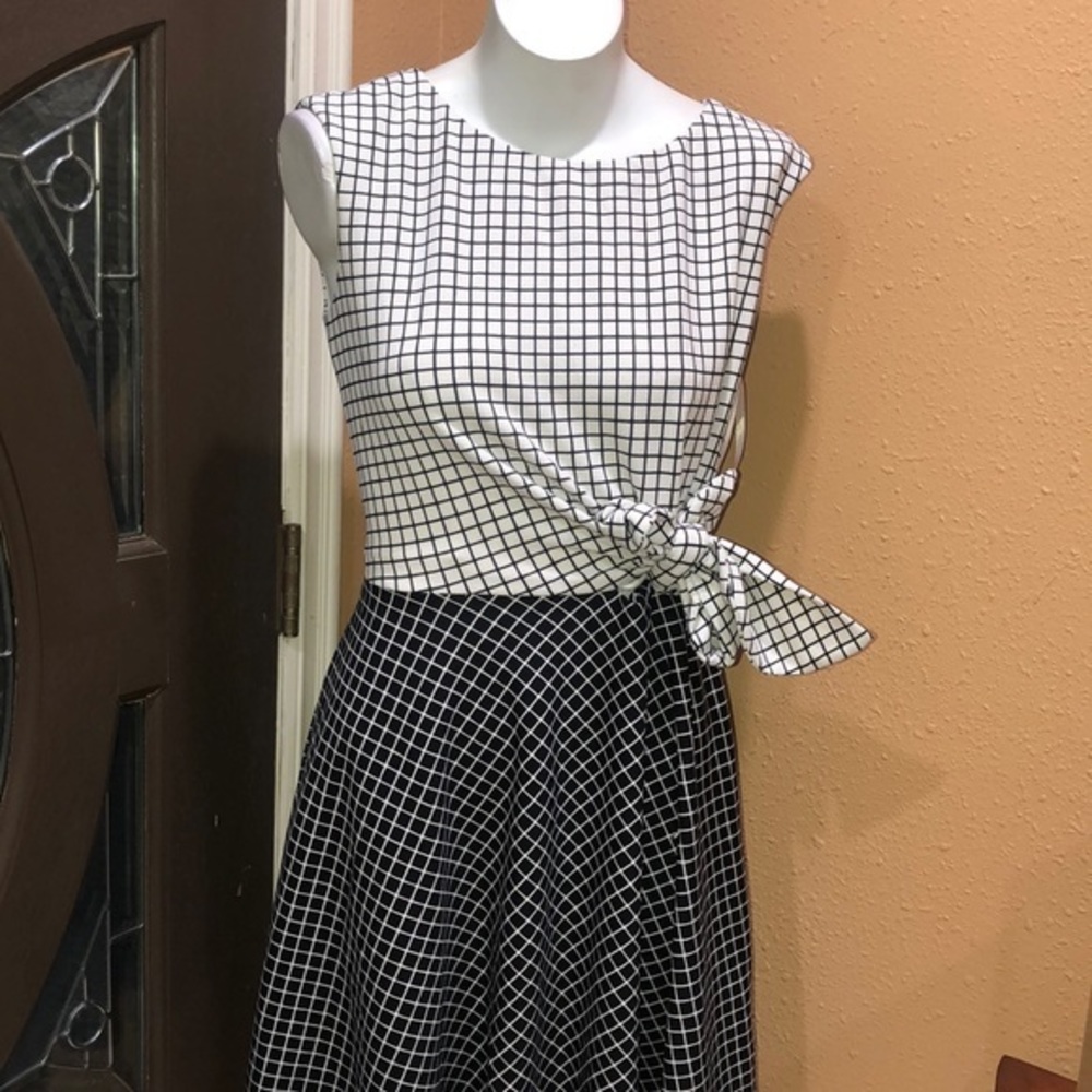 Tahari black and white dress